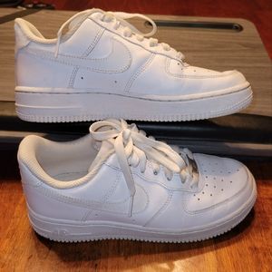 Nike Air Force 1